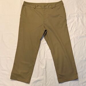 Under Armour Men's Tan Moisture Wicking Dress Pants 40 x 30